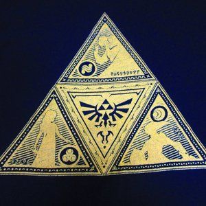 Zelda T-Shirt Size MEDIUM